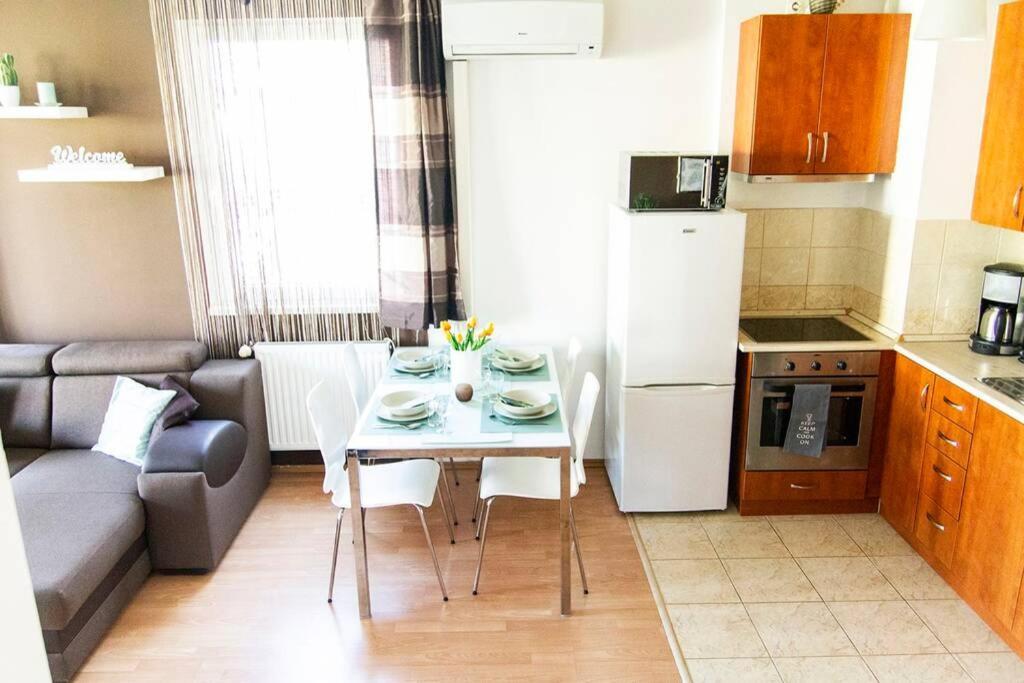 Vip Mini Resort,Private Parking & Balcony Budapest Ngoại thất bức ảnh